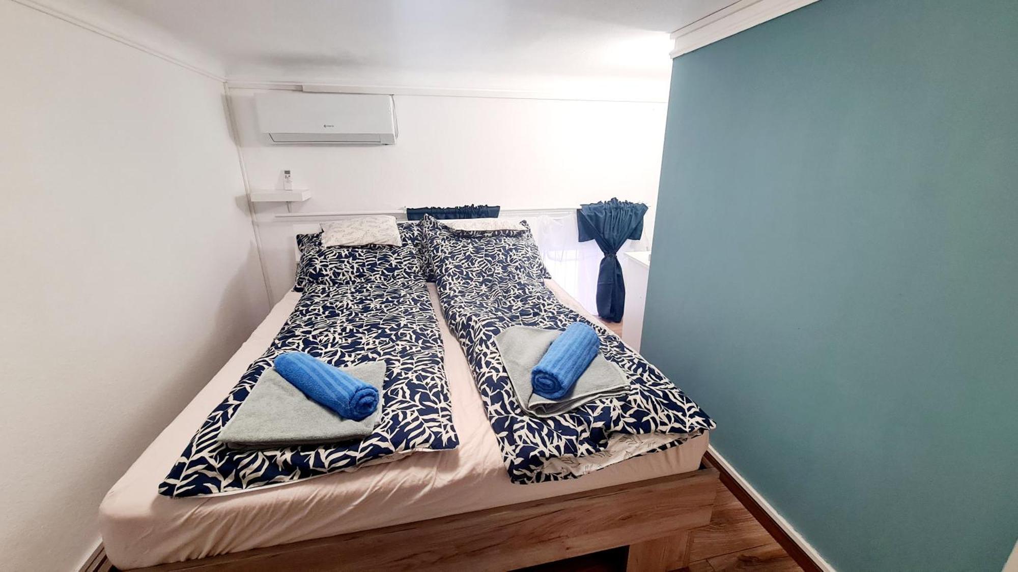 2 Separate Bedrooms And Living Fully Equipped With Ac Budapeste